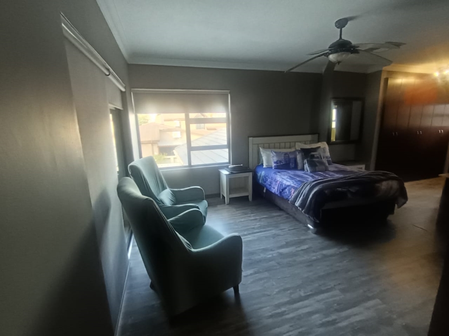 4 Bedroom Property for Sale in Roylglen Gardens Northern Cape